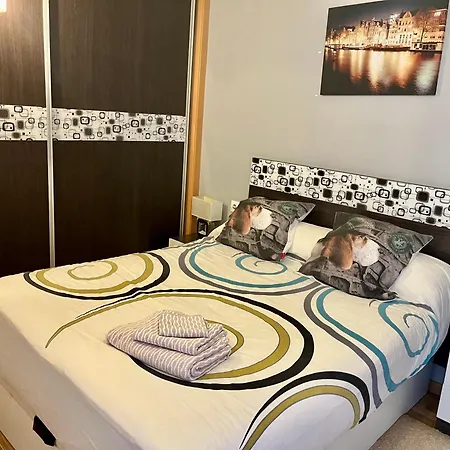 Apartman Piso Completamente Equipado En El Centro De *