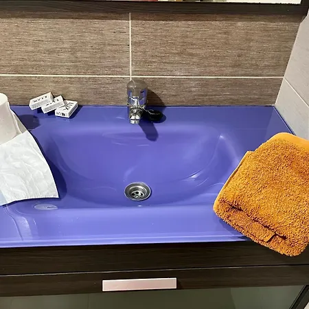 Piso Completamente Equipado En El Centro De * Бенабарре