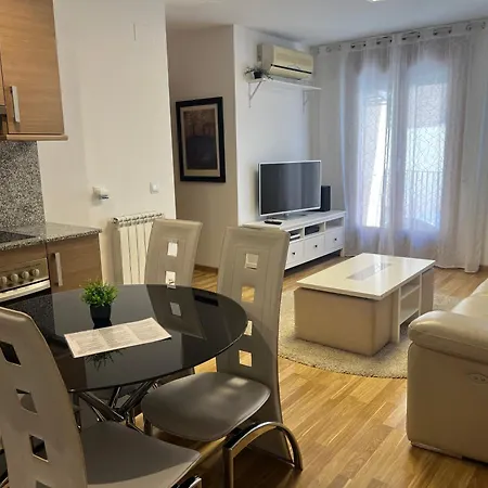 Piso Completamente Equipado En El Centro De Benabarre